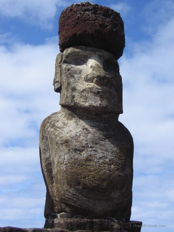 maoi capstone statue tongariki